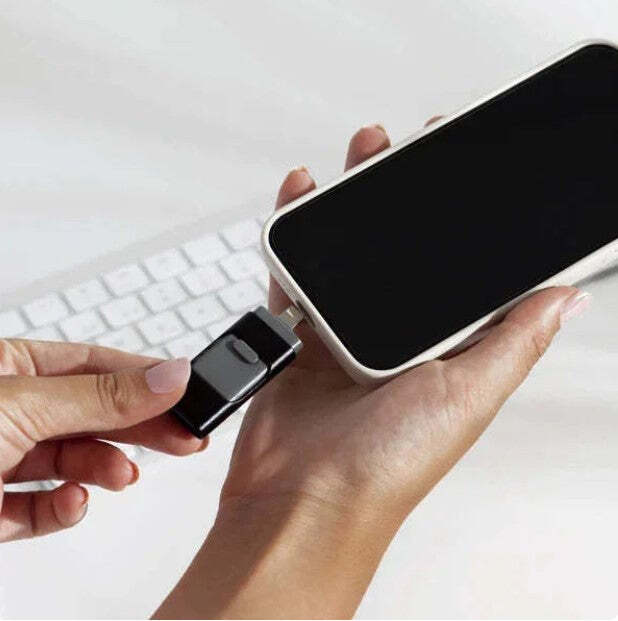 4-in-1 Flash Drive
